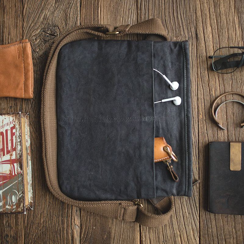 Miesten Yksinkertainen Oil Wax Canvas Messenger Bag Vedenpitävä Vahvistettu Polyesteri Nauha Crossbody Laukku Olkalaukku