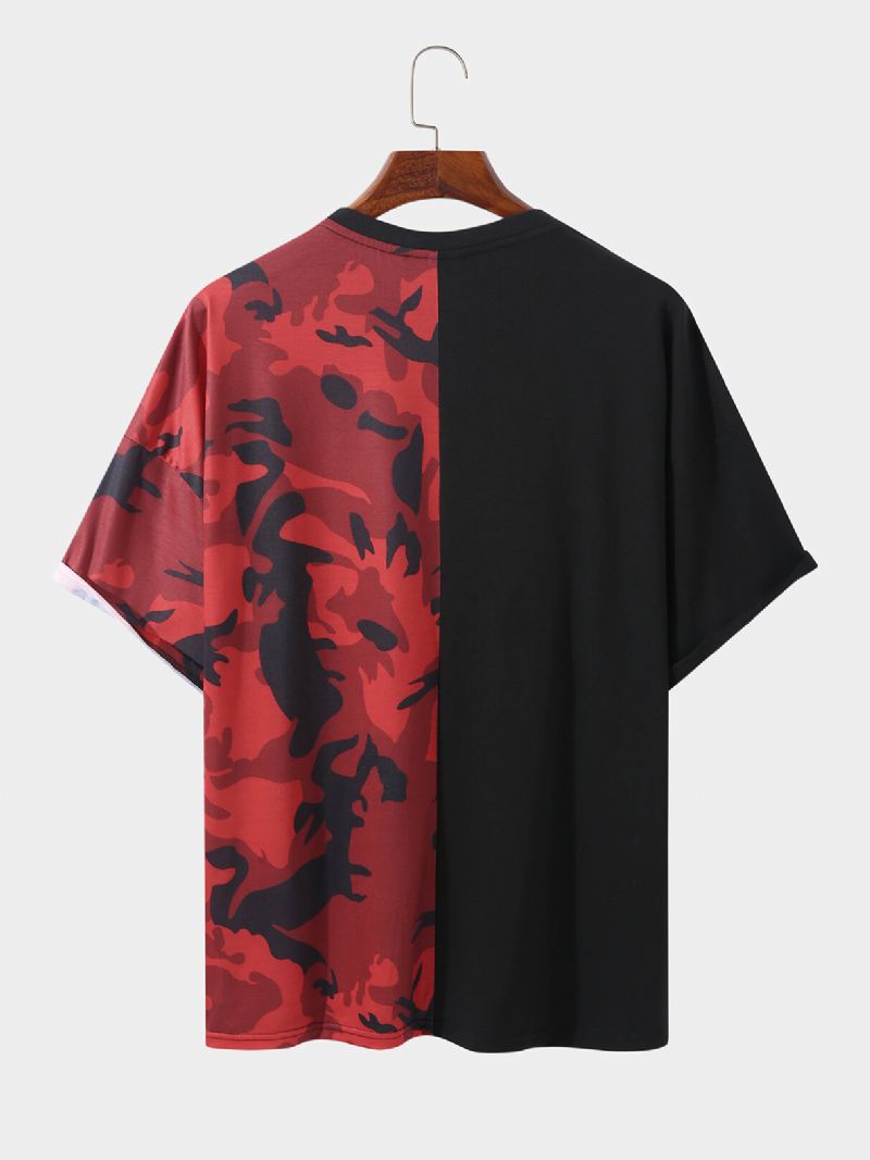 Miesten Camo Color Block Patchwork Lip Letter Print Vapaa-ajan Lyhythihainen T-paita