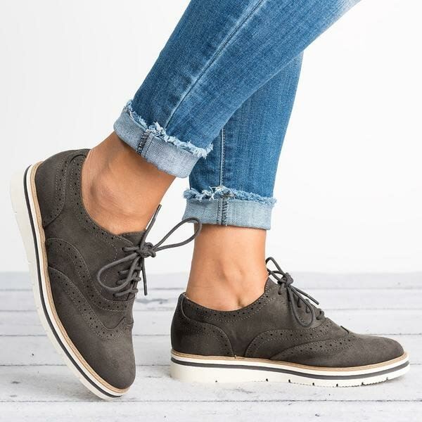 Naisten Plus-kokoiset Brogue Lace Up Pehmeät Nauhanauhat Casual Oxford Mokkasiinit