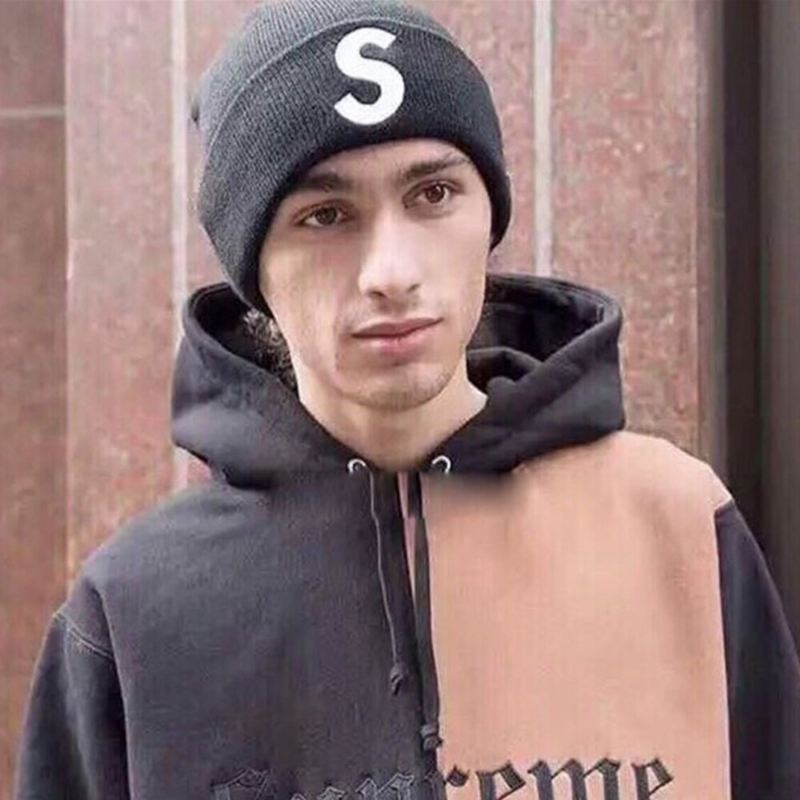 Unisex Pehmo S-kirjaimella Brodeerattu Hip-hop Lämmin Reunaton Pipo Landlord Cap Neulottu Hattu